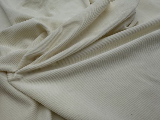 Rasakan Kenyamanan dan Ketahanan Kain Beludru Mikro Elastis untuk Pakaian Anda